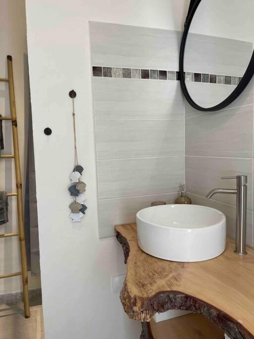 Toulon: Superbe Appartement Atypique 2 Chambres Екстер'єр фото